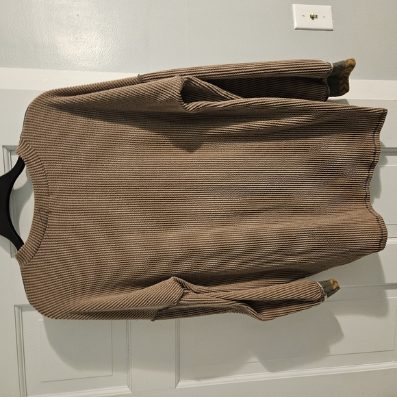 Tribal Patterned Knit Long Sleeve - Picture 4 of 7